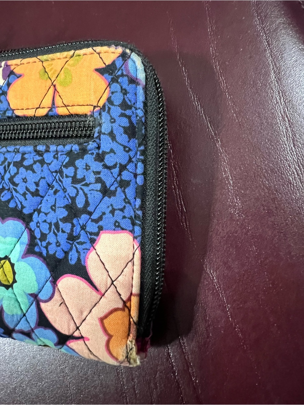 Vera Bradley Floral Fiesta Quilted Wallet - Turn Lock & Zipper Compartments - Picture 9 of 13
